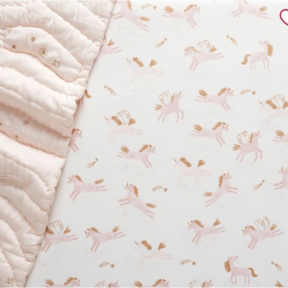 New with tag pottery barn baby Organic fitted crib sheet metallic unicorn Mila
